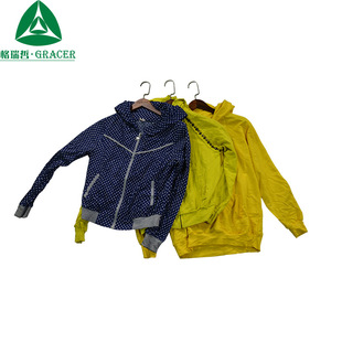 格瑞哲八九成新旧衣服混批美国 冈比亚 百搭学生运动外套带帽卫衣