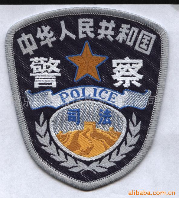 警察衣服警徽图片